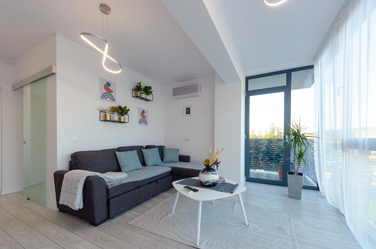 Bliss Apartment Тиргу-Муреш Екстер'єр фото